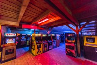 /album/fotogalerie-arcade-hry-nejvetsi-retro-arkadova-herna-a-muzeum-ve-stredni-evrope/arcadehry-nejvetsi-retro-arkadova-herna-a-muzeum-ve-stredni-evrope2-jpg/